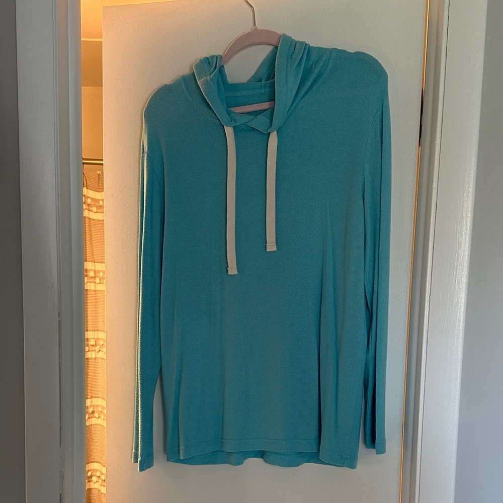 ZYIA Aqua Hoodie with White Accents oh so soft hoodie . Only worn a few times .